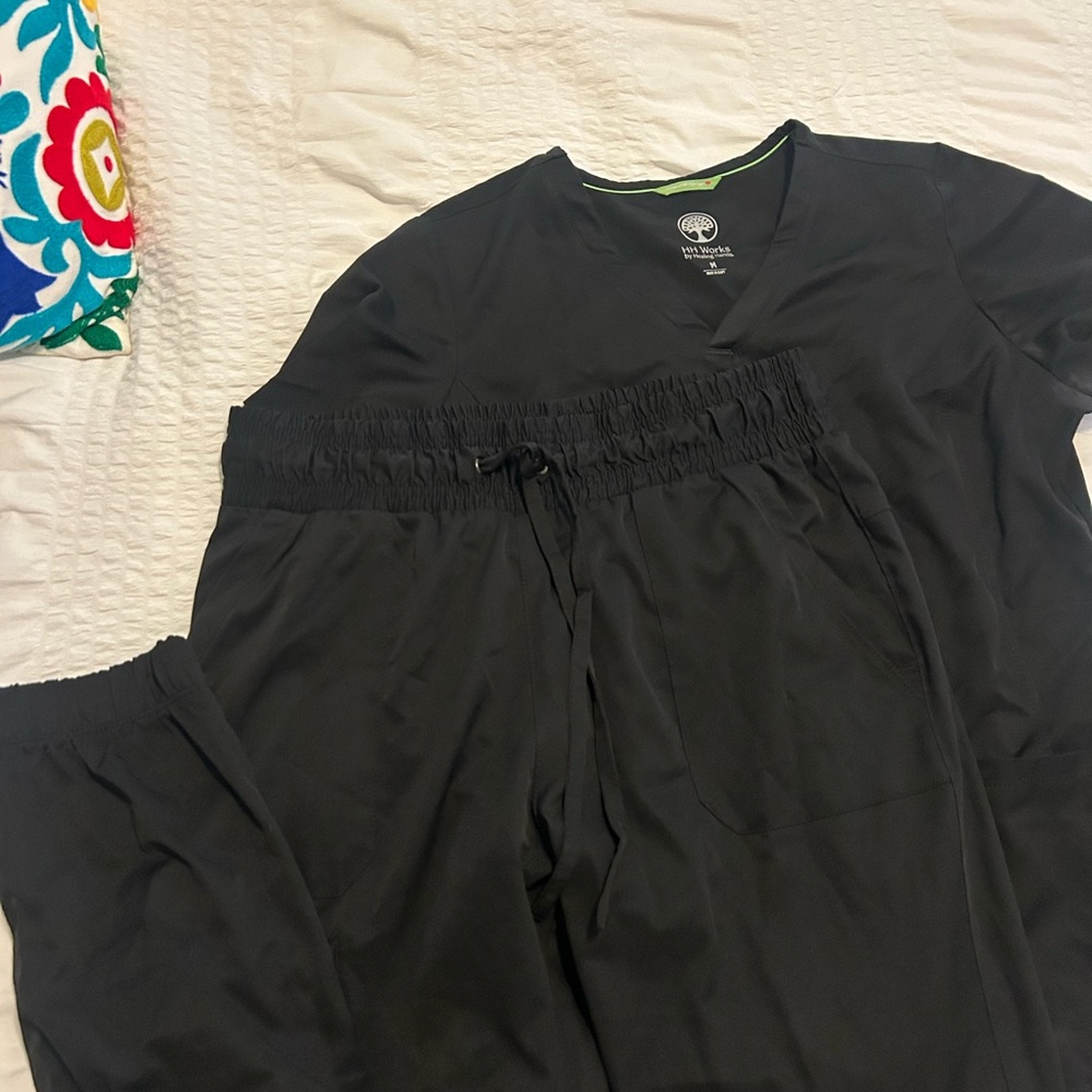 Healing Hands Black Scrub Set